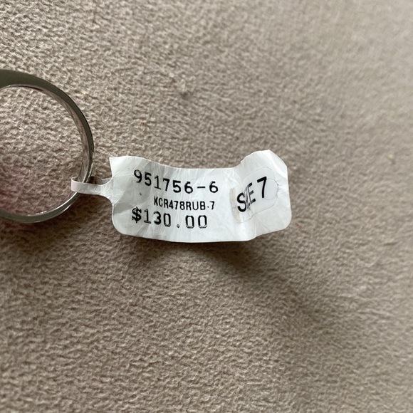 Princess Di Red Version Ring - Picture 3 of 3